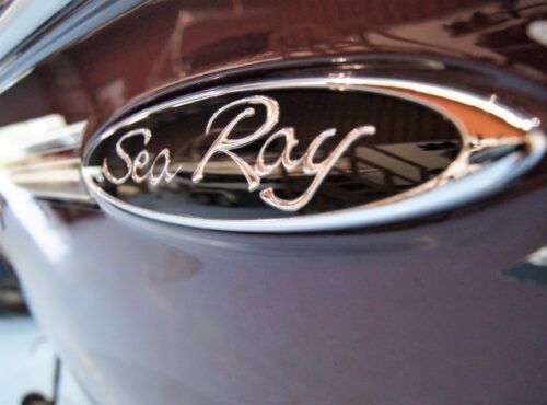 Sea Ray 210